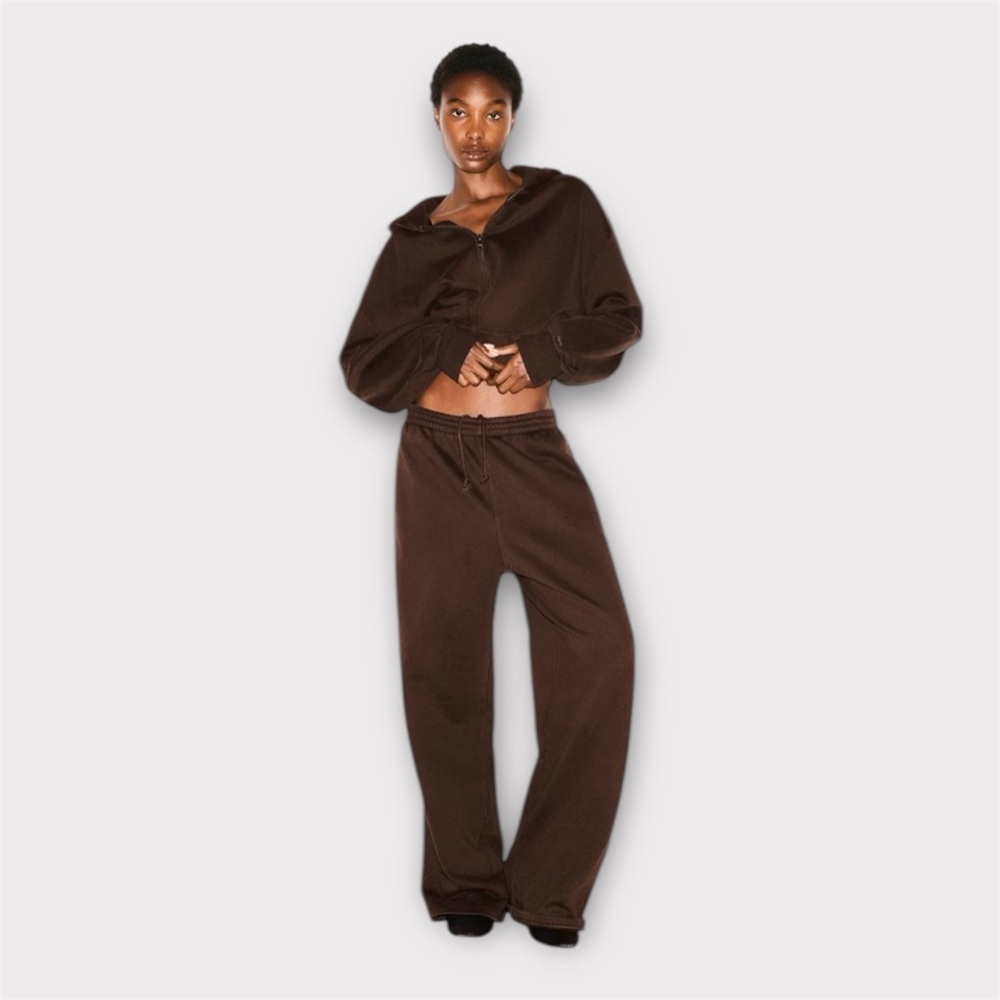 SKIMS Boyfriend Fleece Baggy Sweatpant in Espresso Size Small